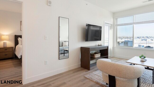 Foto del edificio - 10670 Jake Jabs Blvd