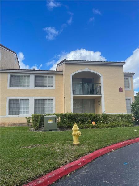 Foto principal - 1743 Village Blvd
