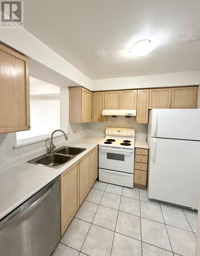 Building Photo - 2627 McCowan Rd