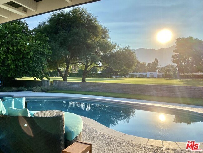 Foto del edificio - 2085 S Pebble Beach Dr