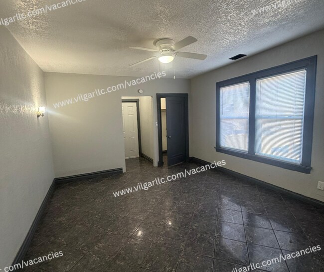 Foto del edificio - 3713 Hemlock St