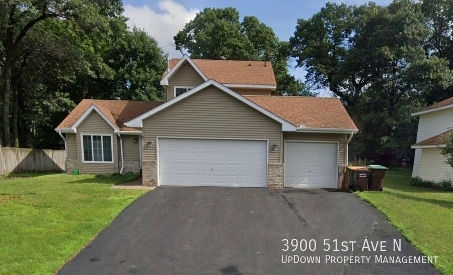Primary Photo - 3900 51st Ave N