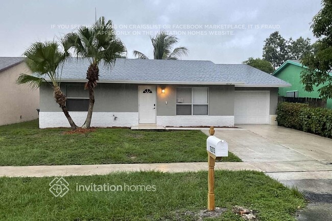 Building Photo - 7273 Willow Spring Cir N
