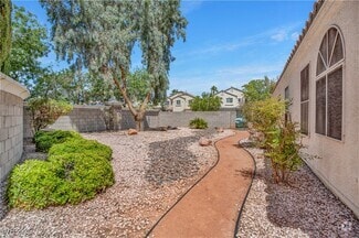 Building Photo - 3193 Castle Canyon Ave