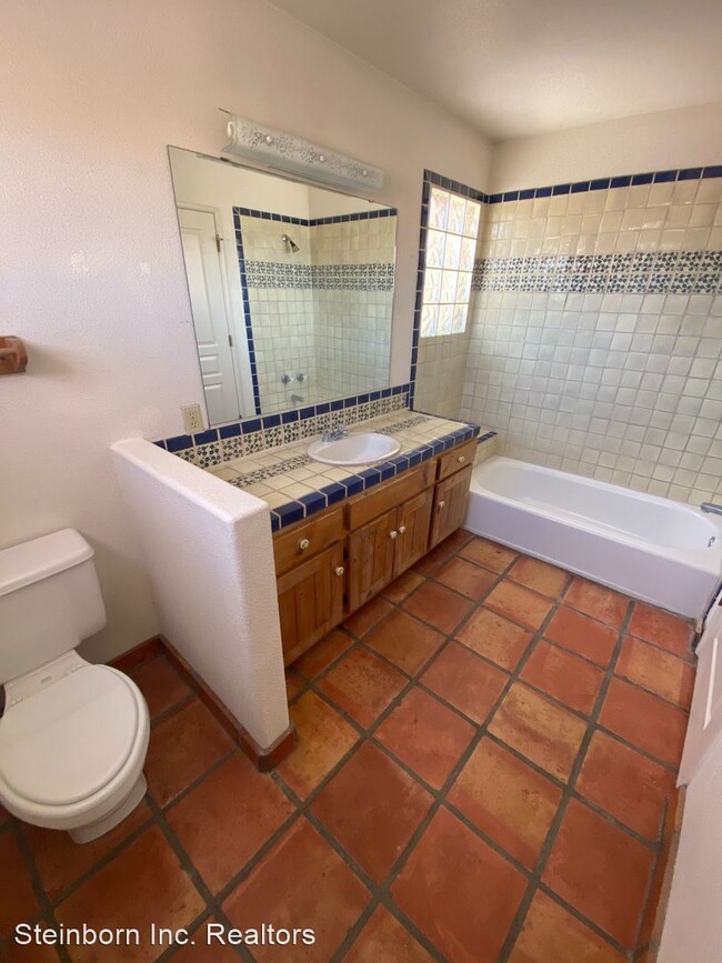 Foto del edificio - 3 br, 2.5 bath House - 3255 Executive Hill...
