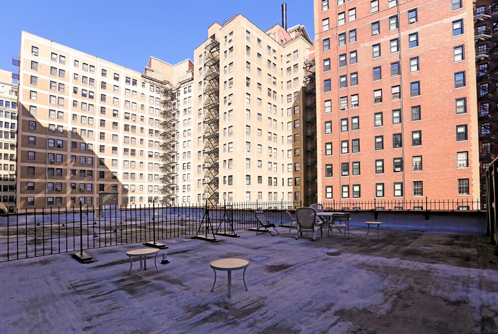 Foto del edificio - 420 W Melrose St