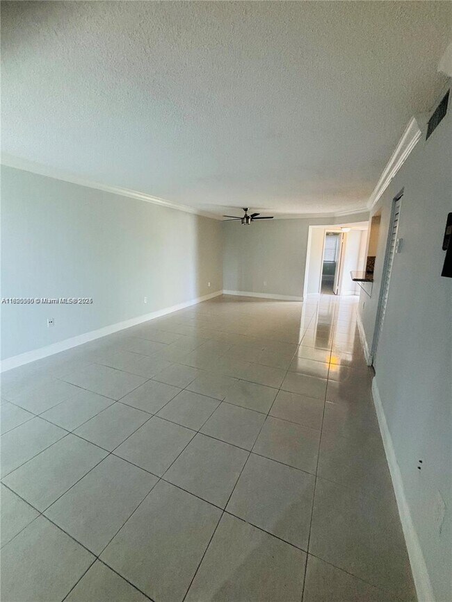 Foto del edificio - 4720 NW 97th Ct