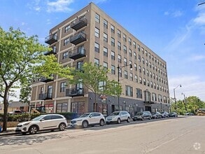 Building Photo - 1791 W Howard St