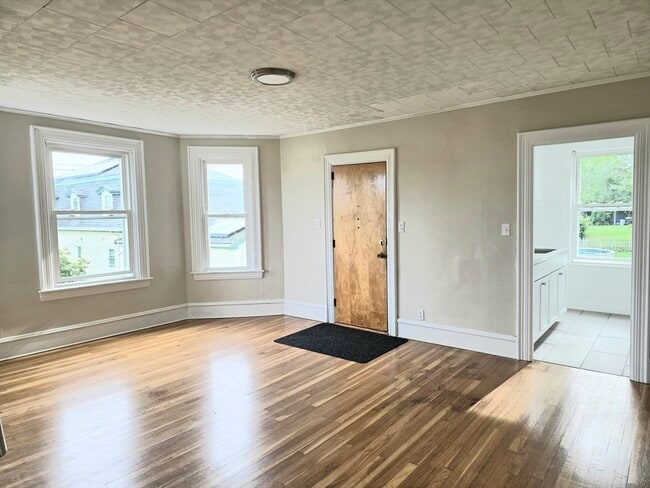 Foto del edificio - 24 Ash St