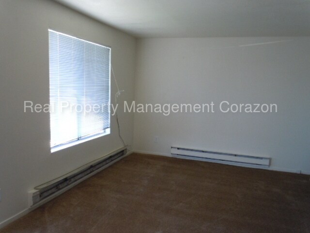 Building Photo - 3915 Clear Acre Ln