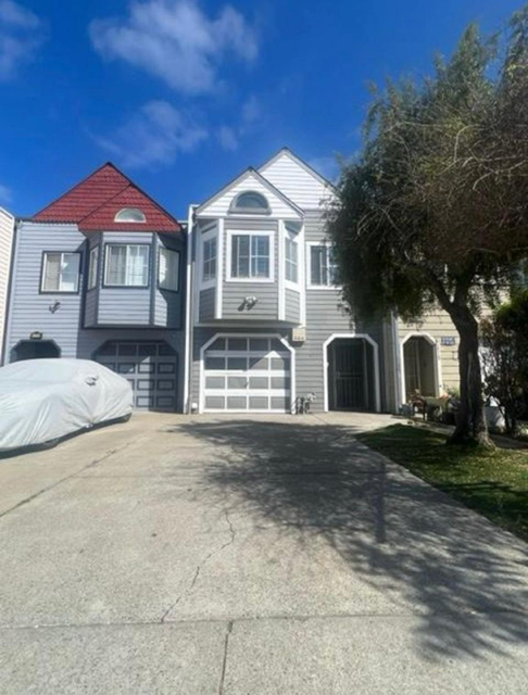 Foto principal - 1715 Livingston Ln