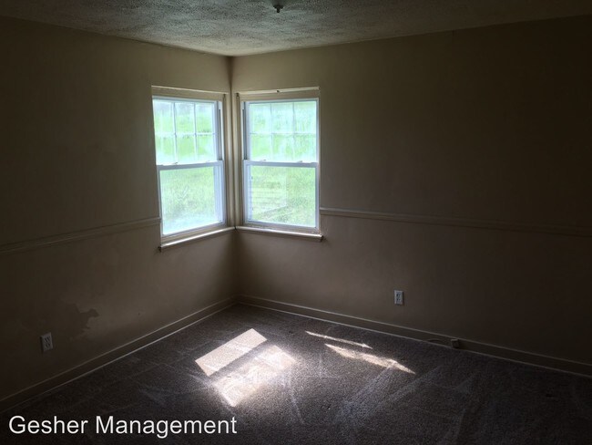 Building Photo - 3 br, 1 bath House - 225 Auburn Rd