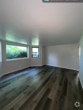 Building Photo - 5718 N Mozart St