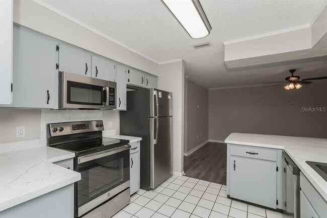 Foto del edificio - 4400 Old Colony Rd