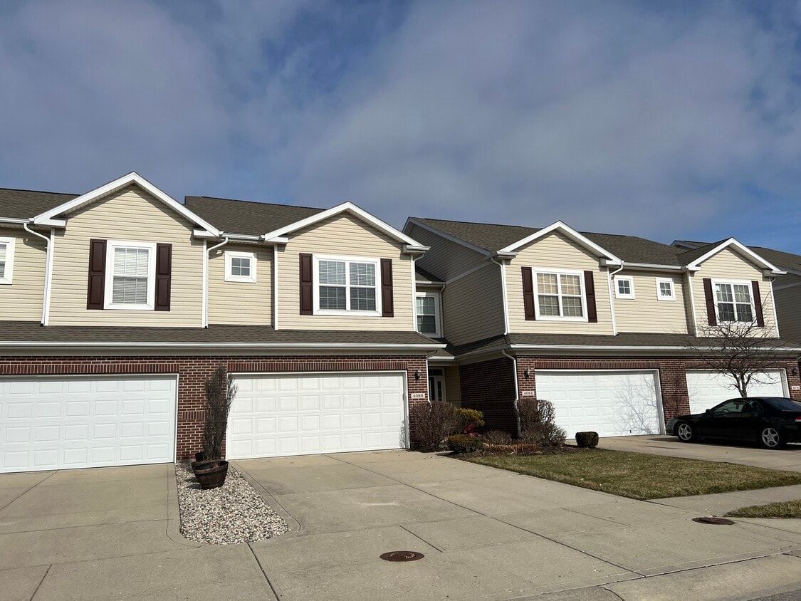 4088 Weston Pointe Dr, Zionsville, IN 46077 Townhome Rentals in