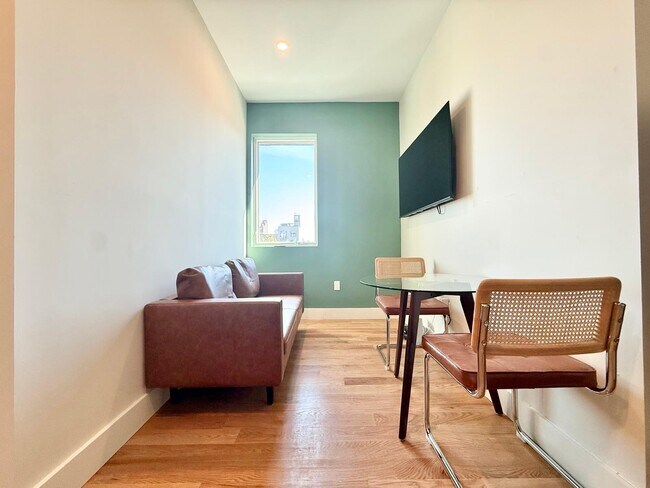 Foto del edificio - Nice room in a good neighborhood