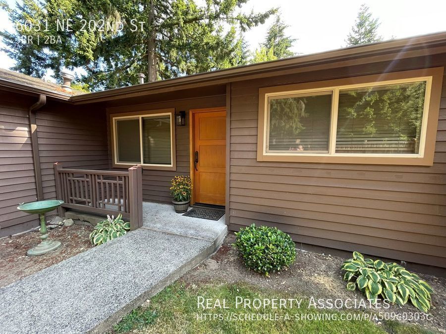Primary Photo - Newly Updated - 3b/2 bath Rambler w/ Large...