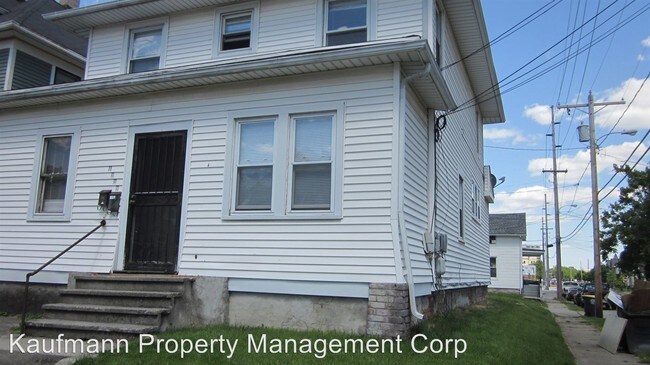 Building Photo - 1229 Fulton St