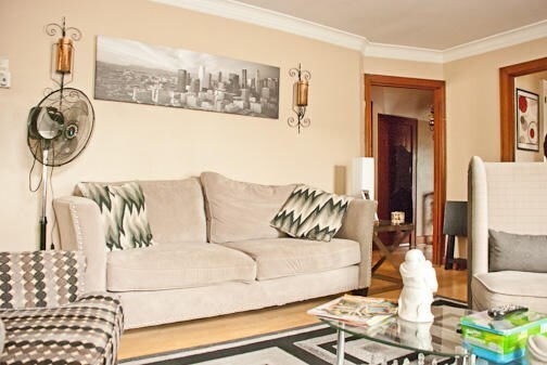 Living Room - 5409 W Washington Blvd