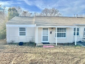 Building Photo - 1374 Amelia Ave