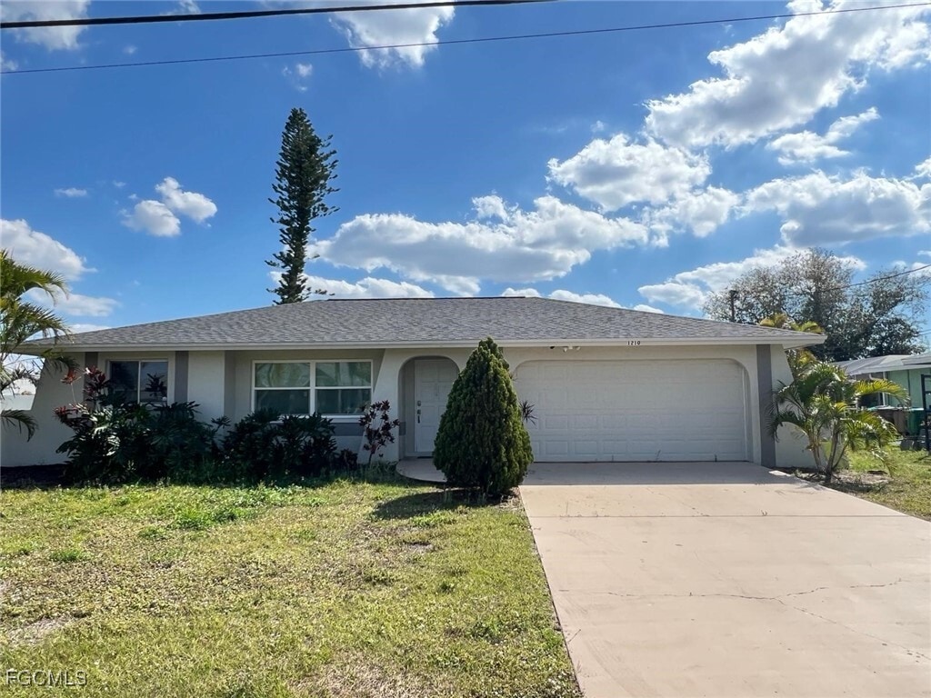 Foto principal - 1210 SE 16th St