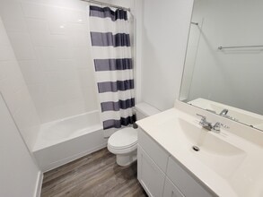 Building Photo - 1014 Star Grass Ln