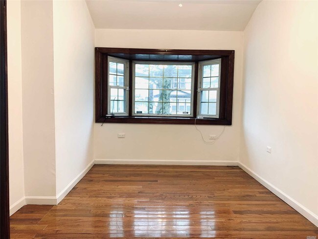 Foto del edificio - 104-04-104103 103rd Ave