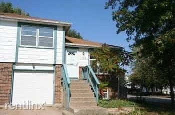 Primary Photo - 3 br, 2 bath Townhome - 1426 E 126th St