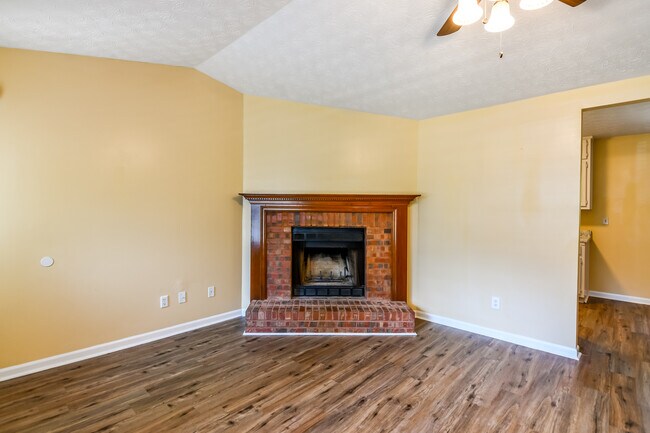Foto del edificio - 14 Hillside Ct