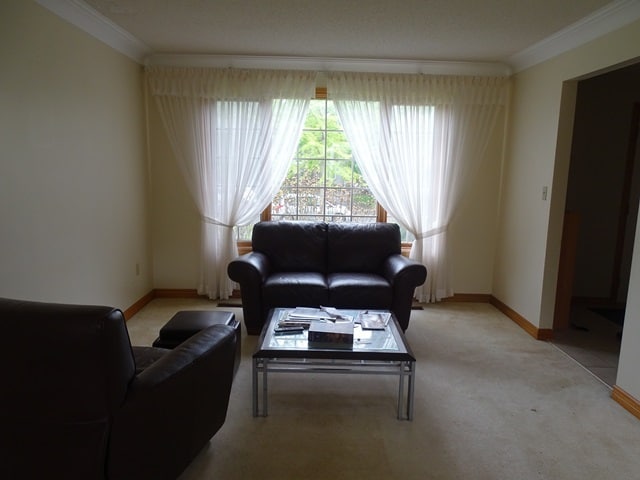 Building Photo - 165 Country Club Dr