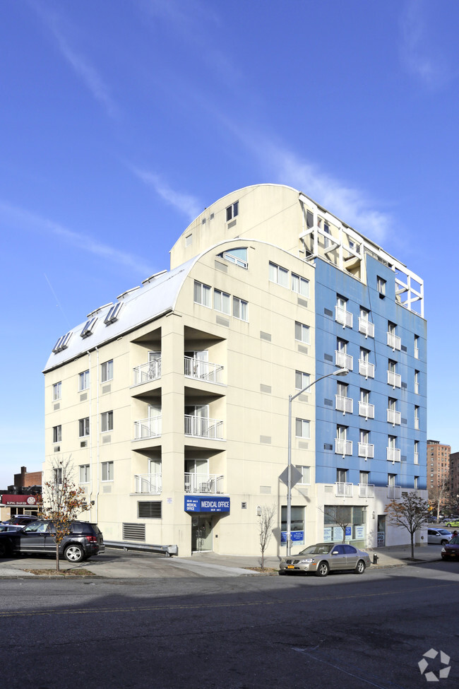 Building Photo - Viscaya West