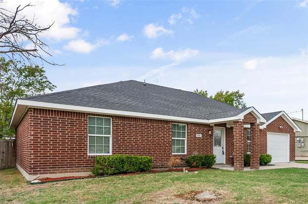 Building Photo - 104 Yorkshire Dr