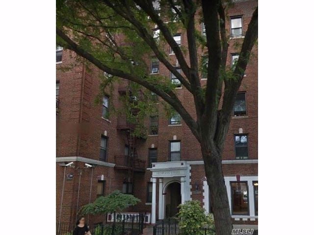 Primary Photo - 10920 Queens Blvd