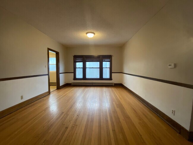 Building Photo - 1430 6th Ave North