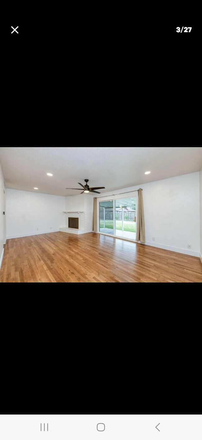 Building Photo - 5641 East Austin Way