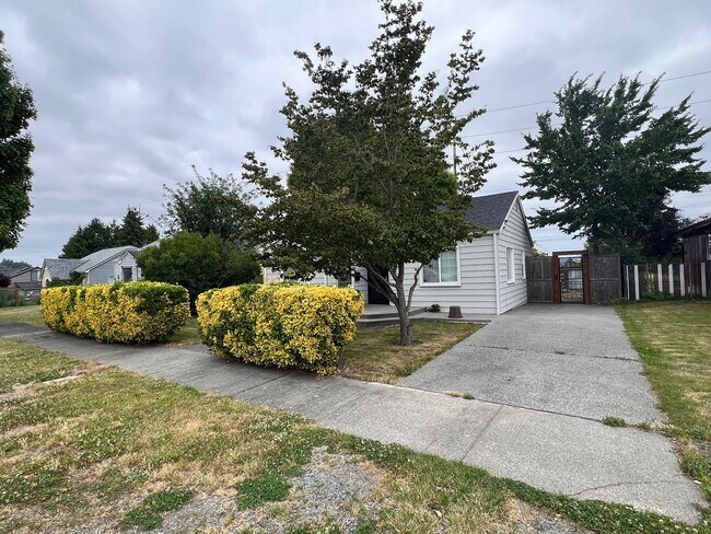 Foto del edificio - Updated Cozy 2 Bedroom Home