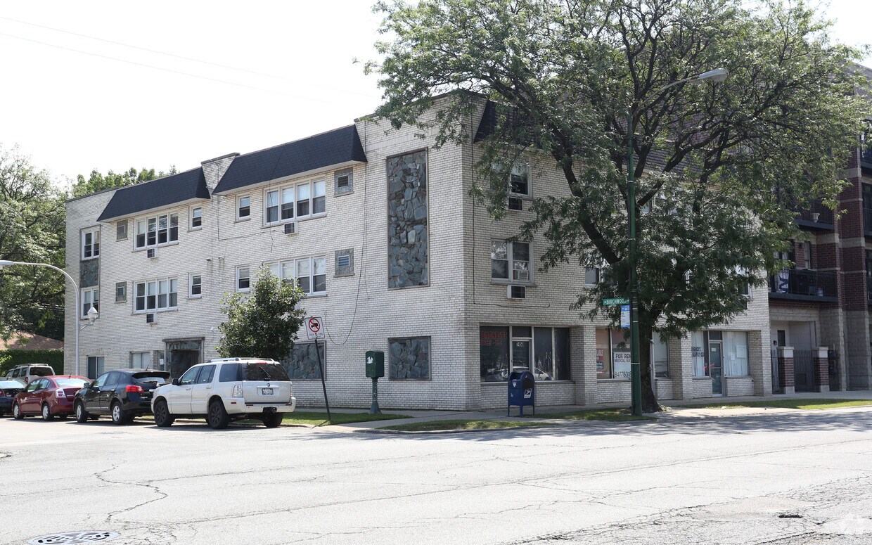 Building Photo - 7455-7459 N Western Ave