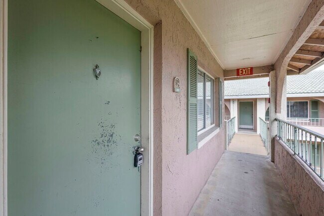 Foto del edificio - 123 Blue Pointe Way