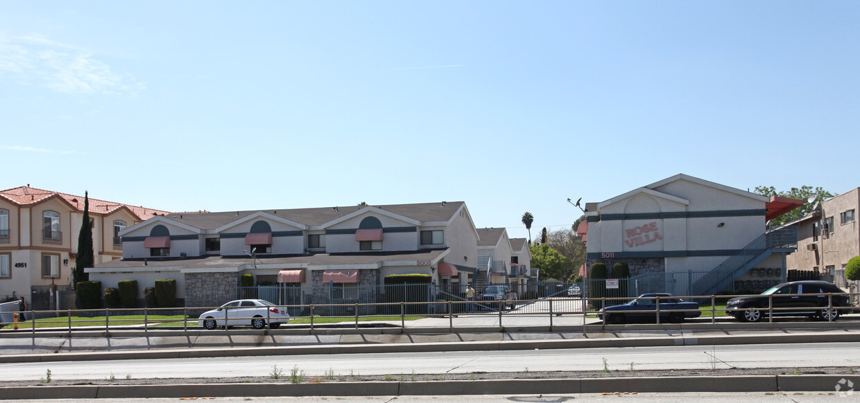 Primary Photo - Rose Villa Apartments