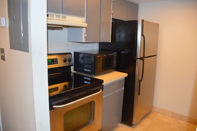 Building Photo - 3109 W Horatio St