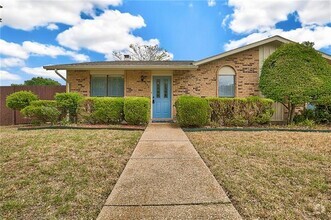 Building Photo - 1472 Rockshire Dr