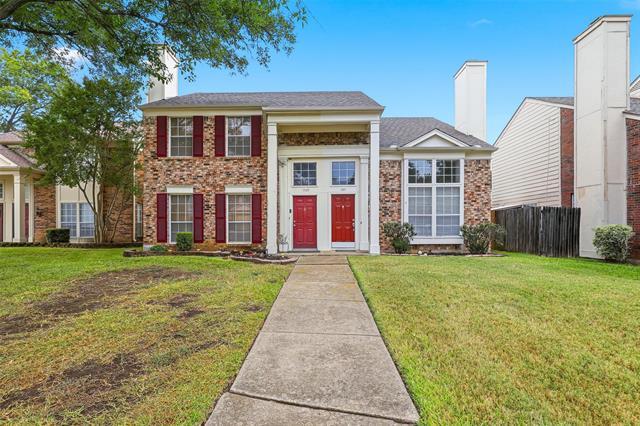 Foto del edificio - 1511 Creek Bank Ln