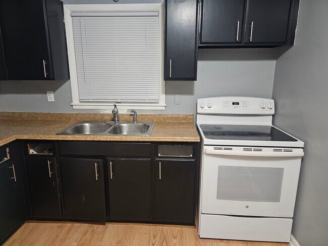 Foto del edificio - 1114 13th St S