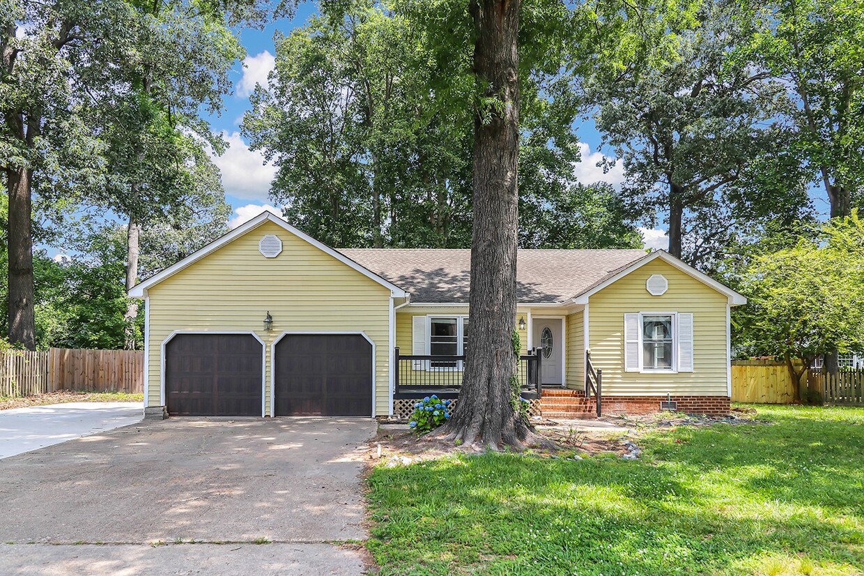 Primary Photo - 2129 Agecroft Rd