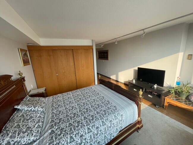 Foto del edificio - 2728 N Hampden Ct