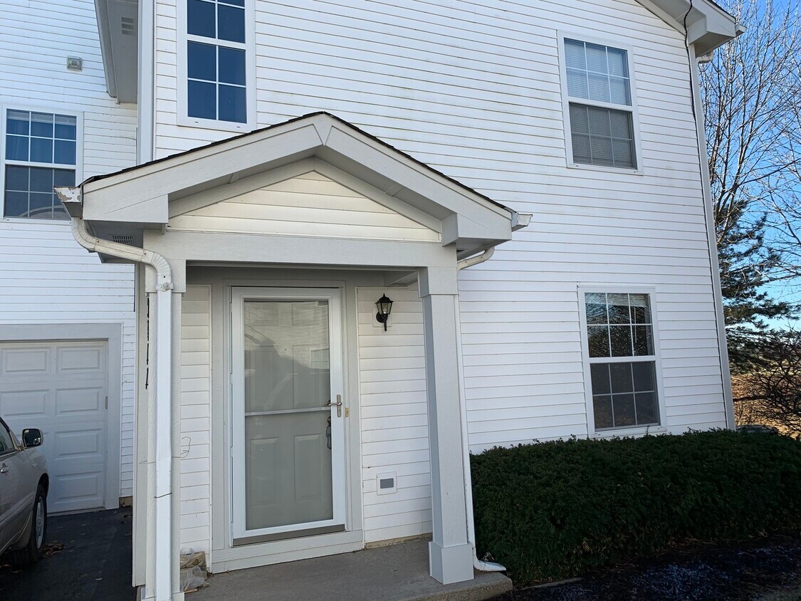 Primary Photo - 2411 Dickens Dr