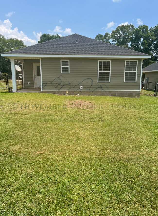 Foto del edificio - 2308 Middleton Rd