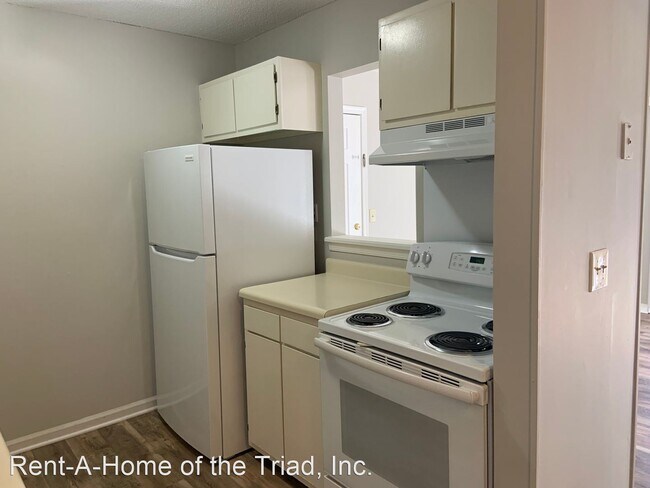 Building Photo - 2 br, 1 bath House - 5655 Hornaday Road D