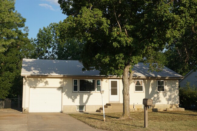 Building Photo - 1145 St Marys Rd