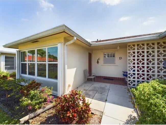 Foto del edificio - 4515 NW 3rd Ct